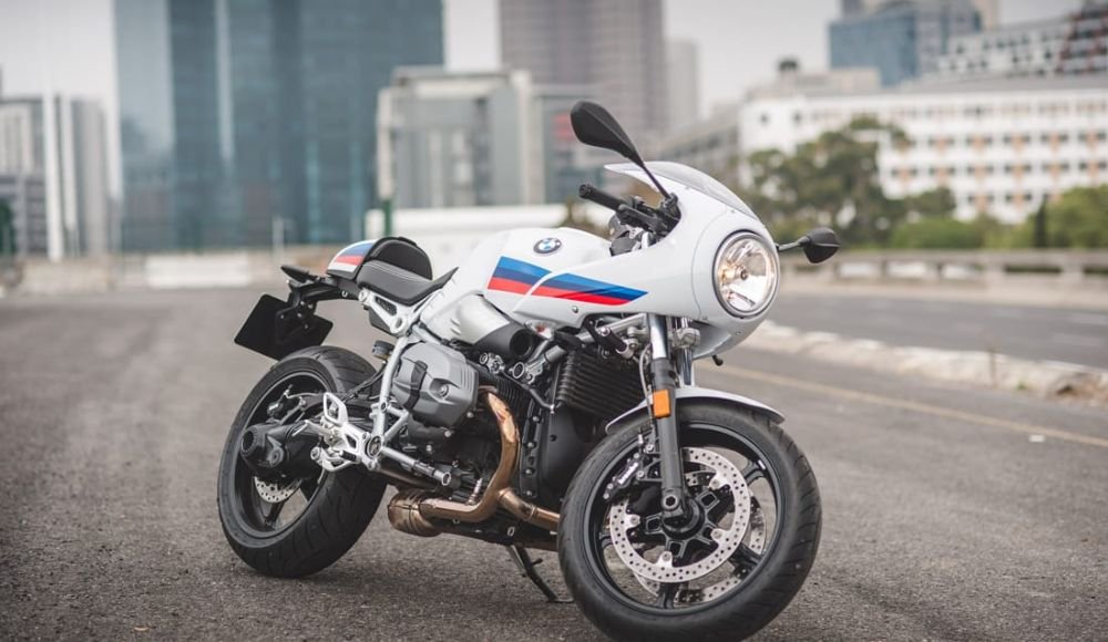 BMW R nine T की खतरनाक लुक में धांसू फीचर्स के साथ