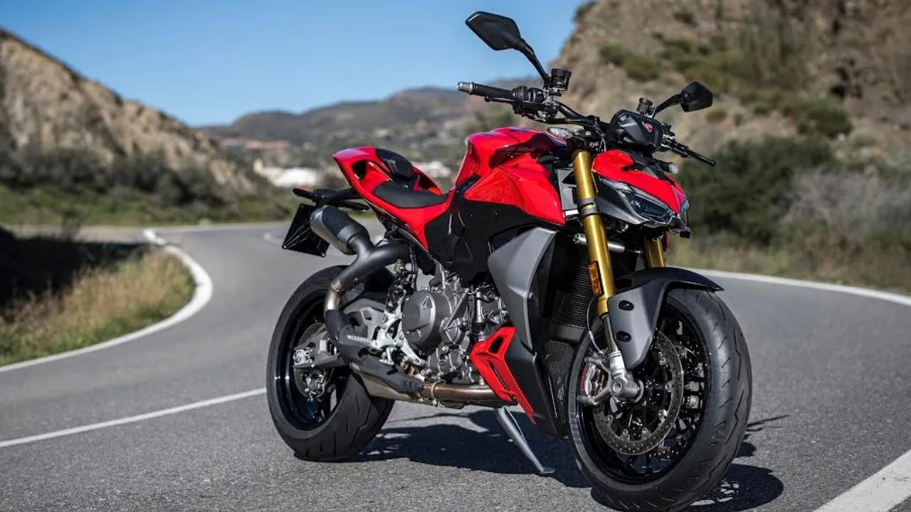 2025 Ducati Streetfighter V2